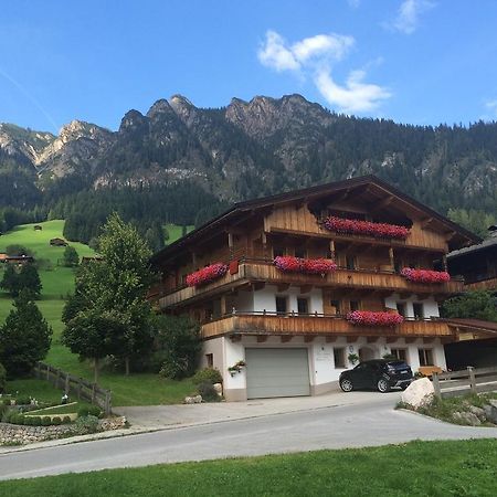Alpbacher Appartementhaus Johannes Eksteriør bilde